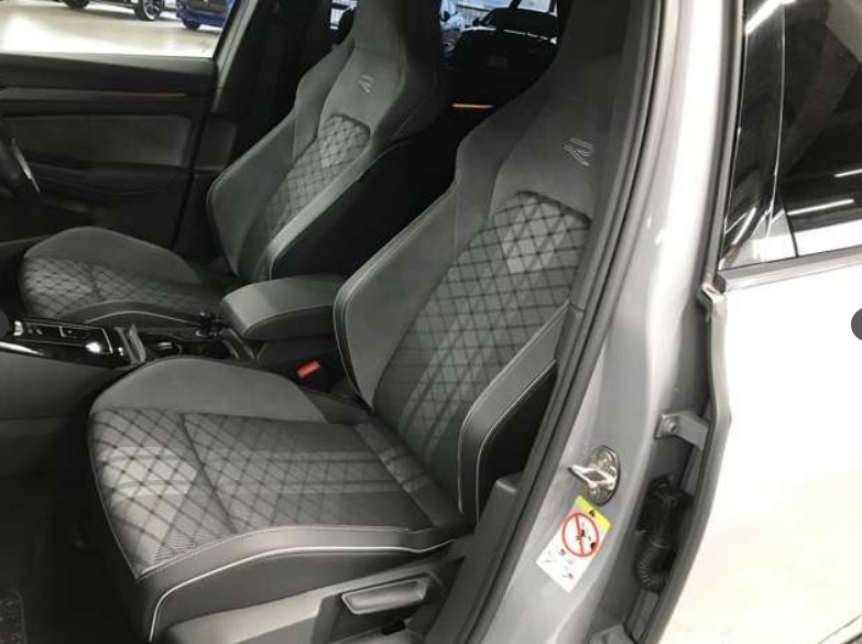 Volkswagen Golf 2023 – TDI R line
