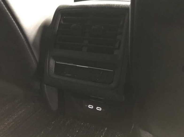 Volkswagen Golf 2023 – TDI R line